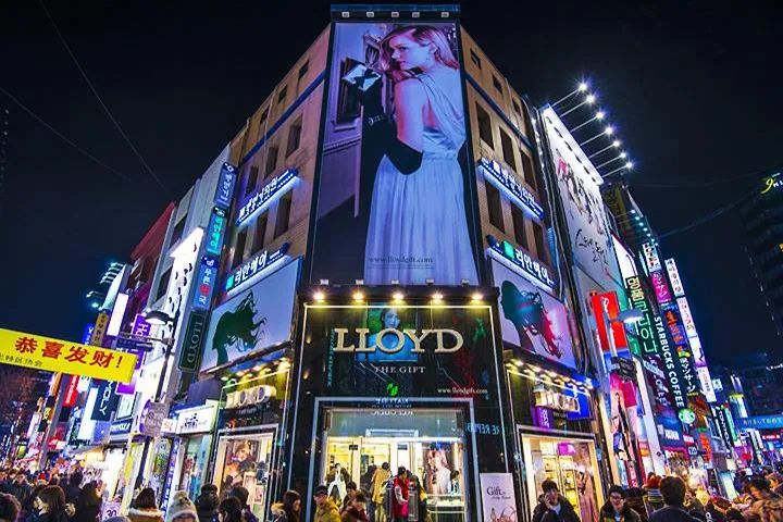 波司登羽绒服门店活动,广州波司登羽绒服官方旗舰店