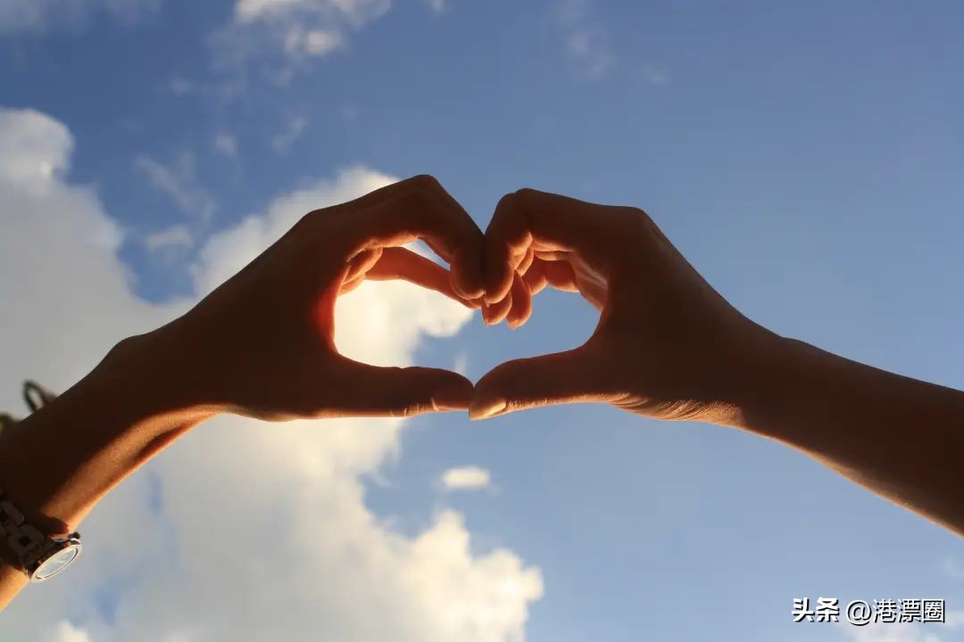 他在香港买下和我一起住过的房子，娶了别人