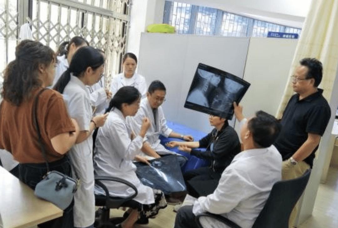 鑱氱劍鐧惧鍋ュ悍,鑱氱劍浜烘皯鍋ュ悍