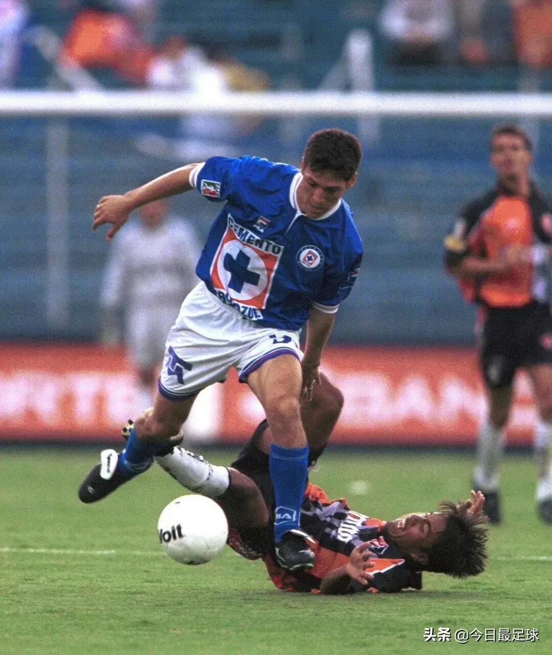 他是尤文的传奇，更是让阿根廷追悔莫及的铁血飞翼