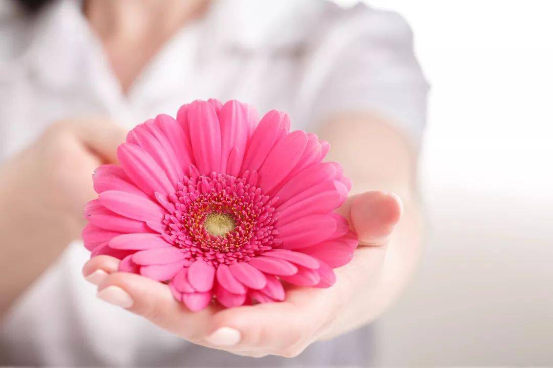 阴部干涩有什么坏处,女外阴干涩怎么回事