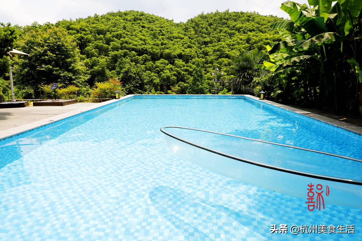 鏃犺竟娉虫睜澶忓ぉ,浠侀噷蹇冩硦鑾共姘戝