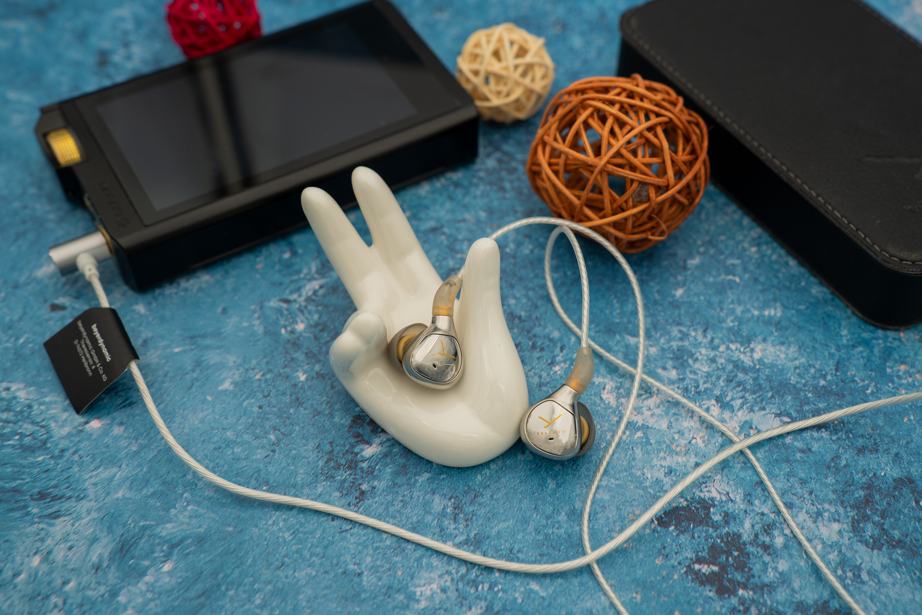 榭兰图新版和旧版区别,榭兰图普通版和黄金版什么区别