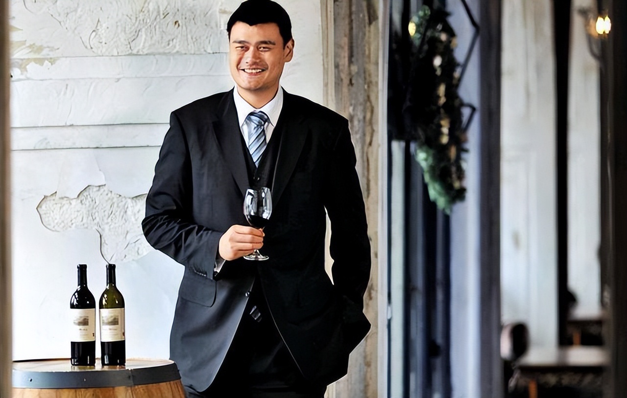 cba历史得分王第一名,六位nba球员谁在cba挣钱最多