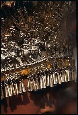 中国最好的银饰制作大师,杨正贵苗族银饰制作