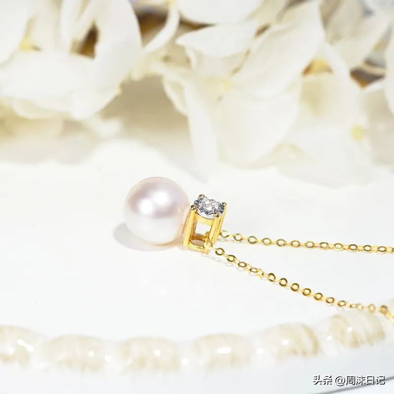 戴什么珍珠最有气质,什么气质适合戴珍珠耳钉