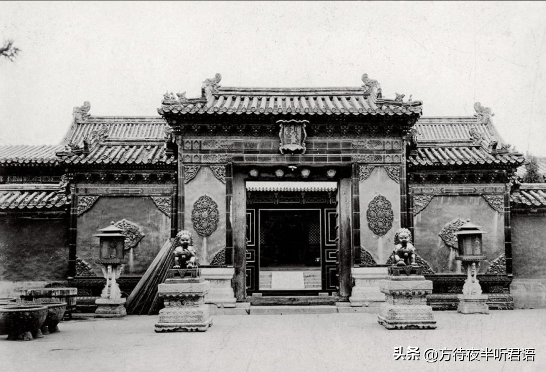 老照片90年代的故宫 (故宫老照片光影百年)