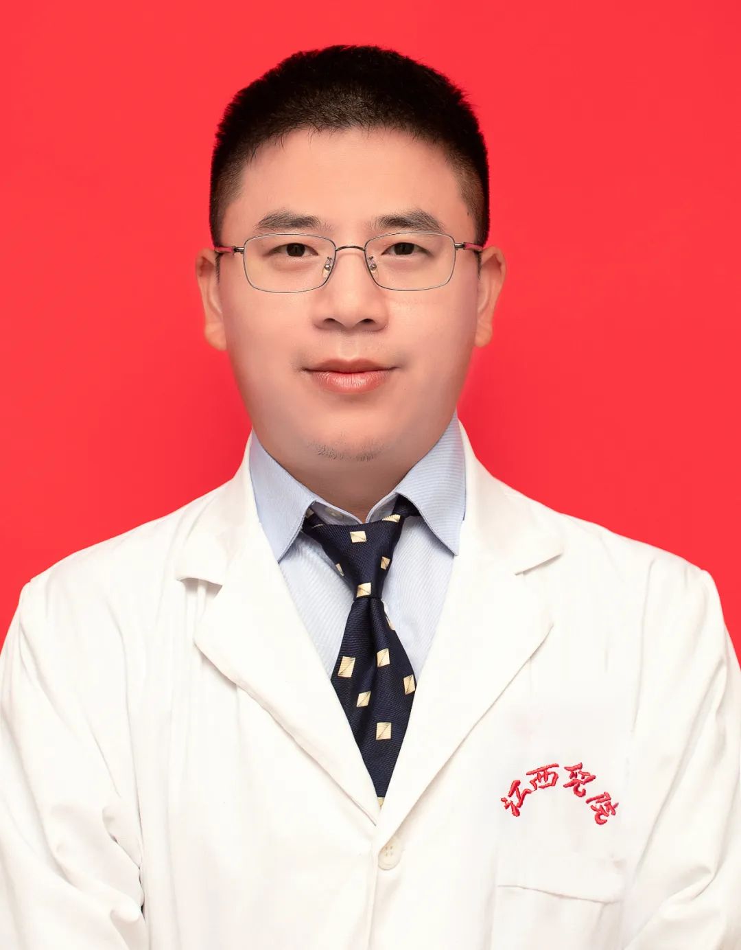 小男孩为什么会得卵黄瘤,新生儿有睾丸小肿瘤