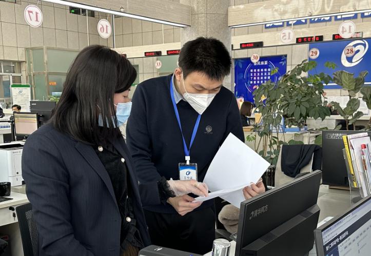 用务实态度书写温暖的民生答卷,用初心书写共产党人的为民情怀