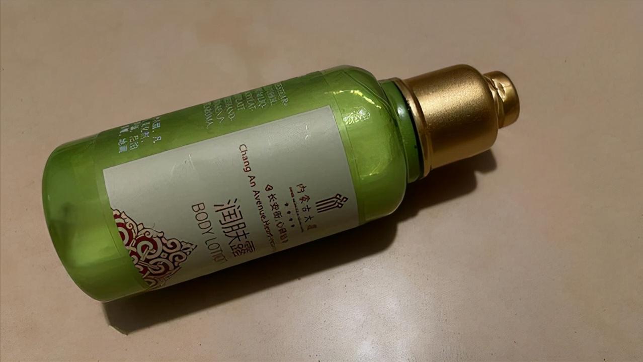 飞机托运100ml液体可以带吗,飞机液体100ml是总量还是单个