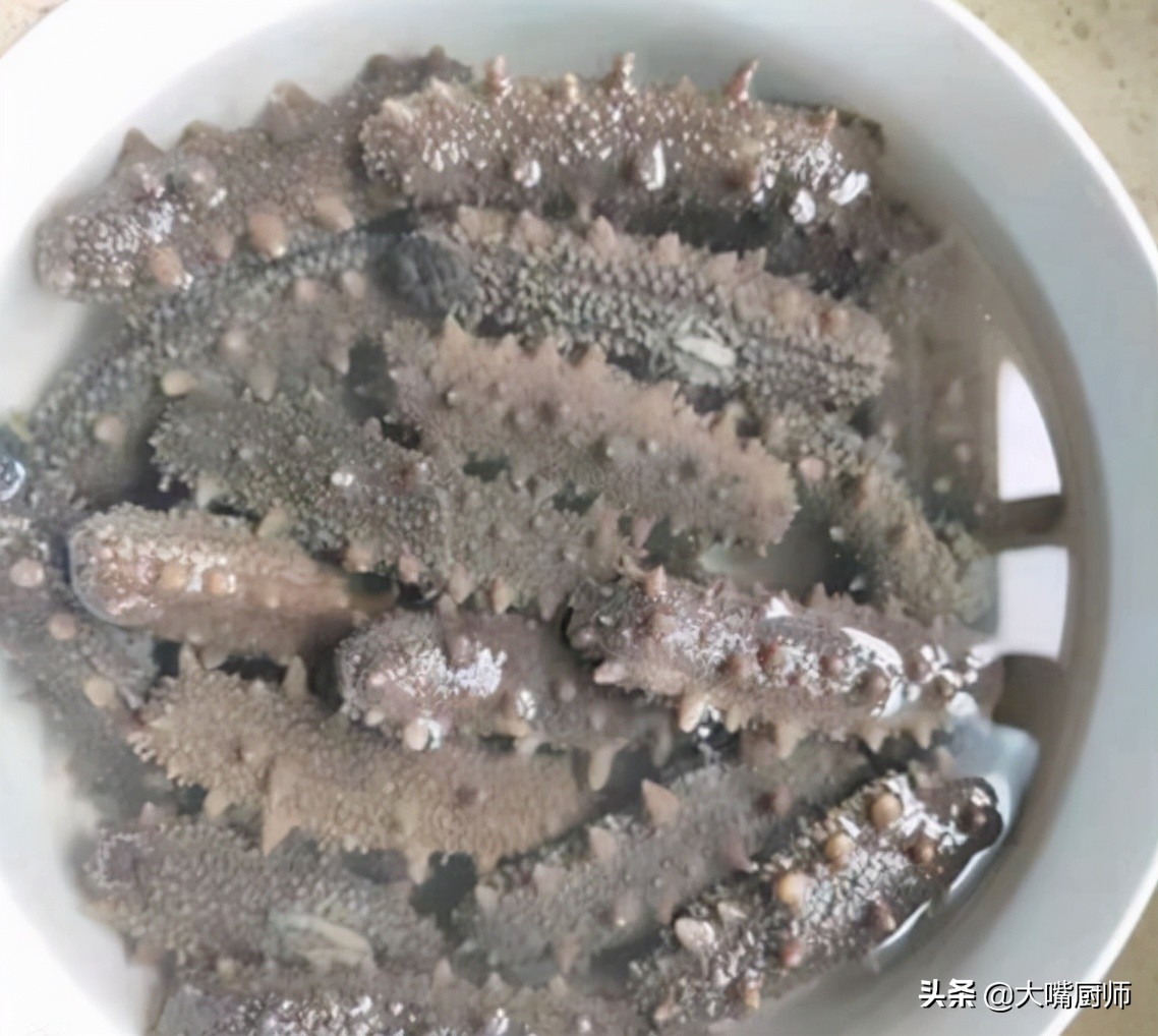 海参凉水泡还是热水泡好,涨发海参时切忌接触什么