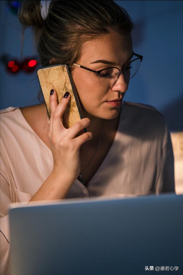 内向的性格优点和缺点是什么,内向是独特性格吗