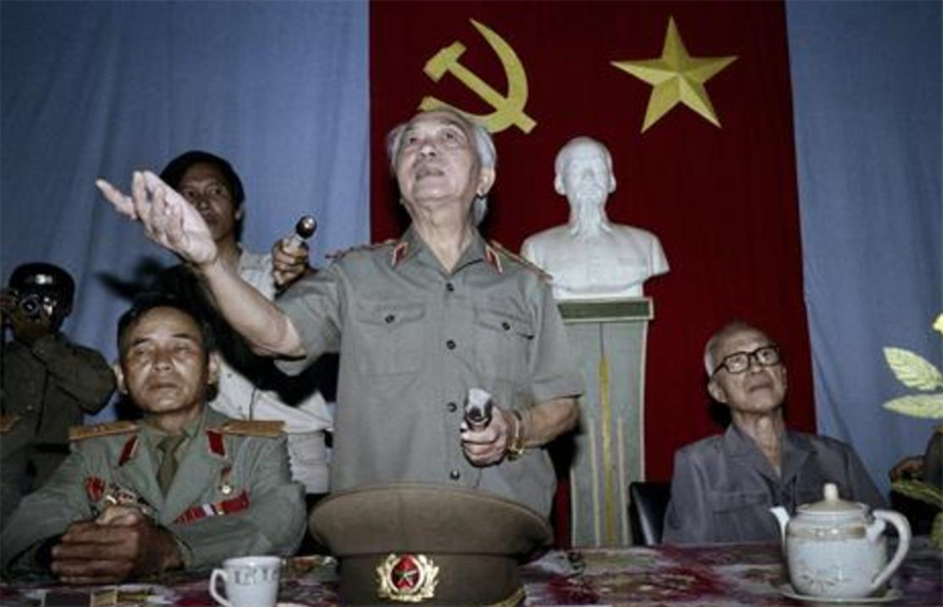 越南武元甲对解放军的评价,越南的武元甲怎样评价越战的