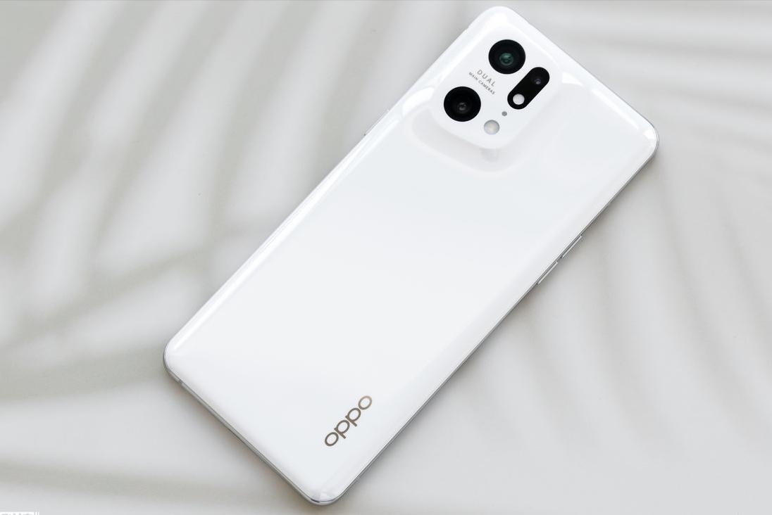 今年跳水最快的三款手机,3000到4000左右性价比高的手机