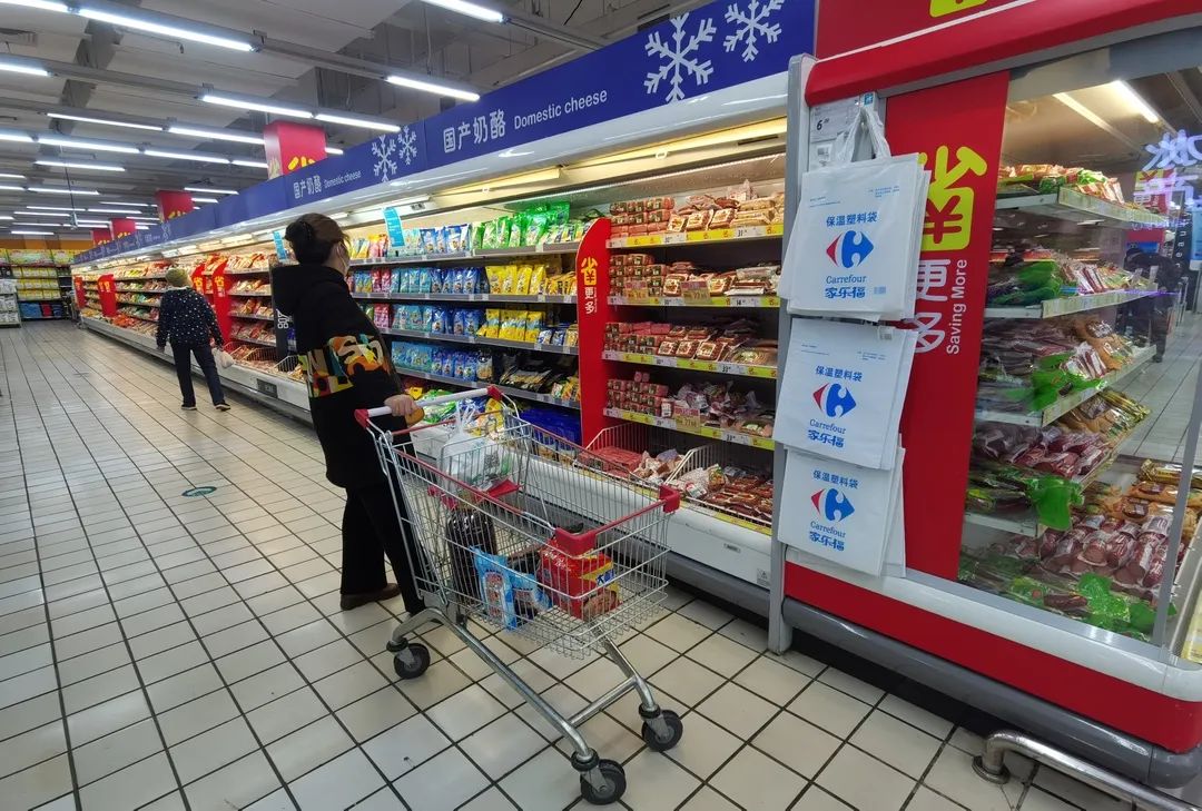 买啥没啥，无锡这家老牌超市怎么了？