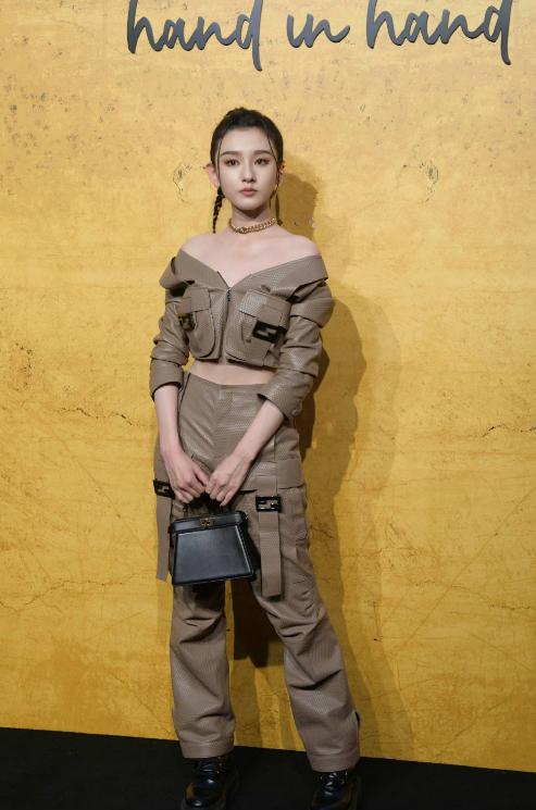 fendi红毯点评,fendi品牌形象大使唐艺昕