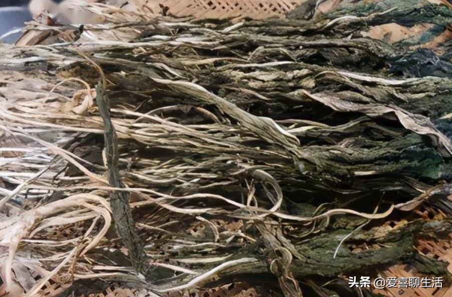 春天遇见这些菜别手软，晒干囤起来，从春吃到冬，随吃随取真省事