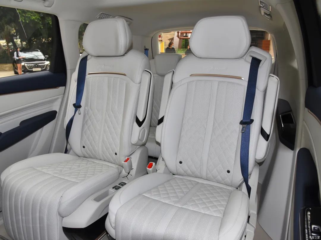 凯捷：最便宜混动MPV?小桌板+腿托，体型与奥德赛相当，却便宜10万？