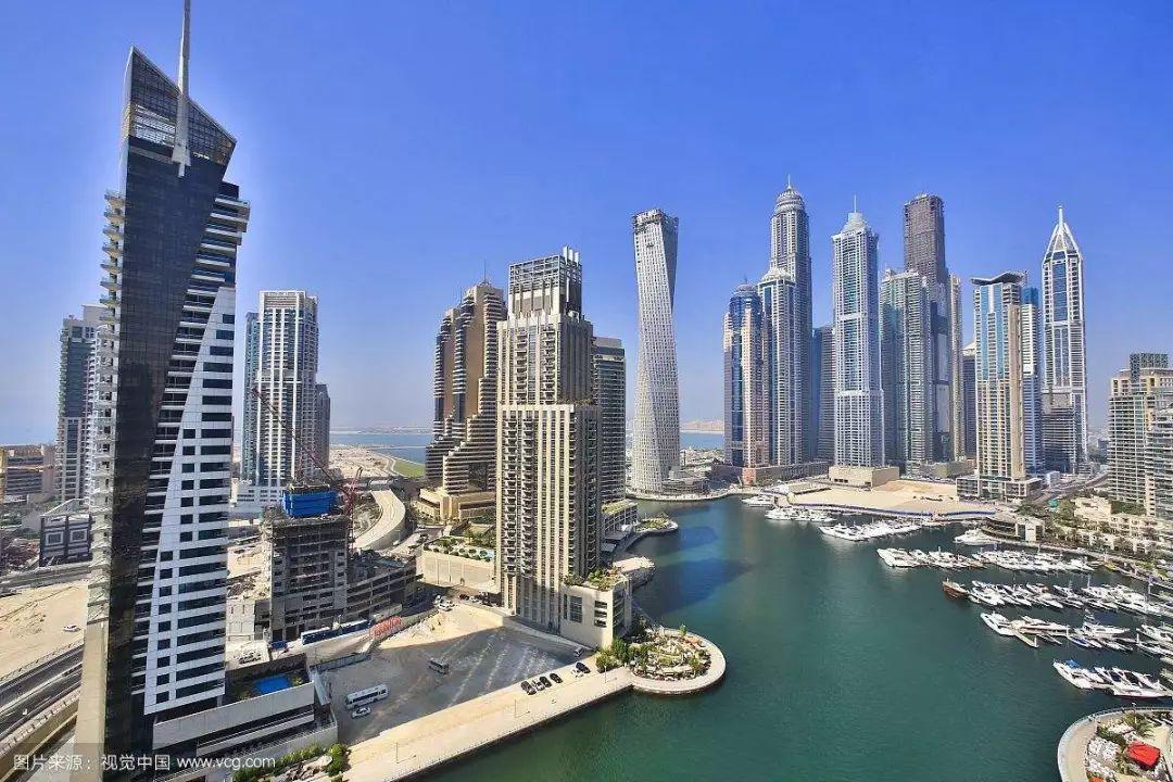 迪拜沙漠和海洋,迪拜海浪景点