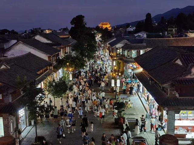自驾游云南大理古城攻略,云南今年暑假游客多不多