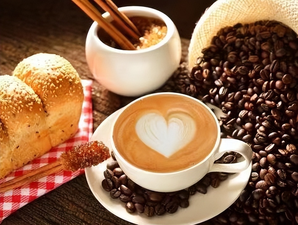 满口黄牙怎么让牙齿变白,长期牙黄牙齿变白的快速小妙招