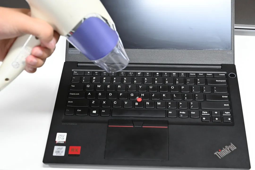 笔记本电脑下雨被雨淋怎么办,进水笔记本怎么维修