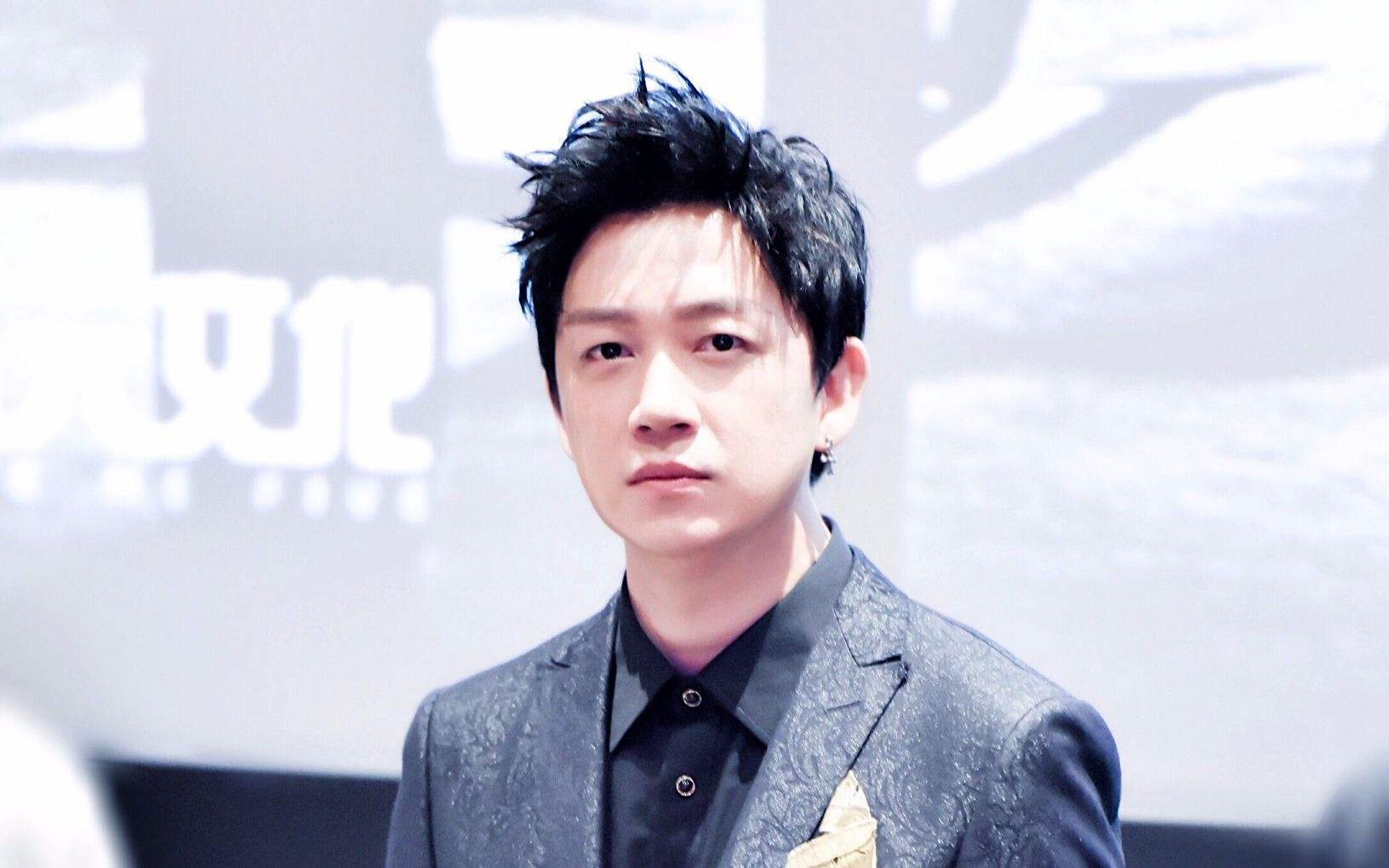 沉寂多年潘粤明中年逆袭,潘粤明离婚后的现状