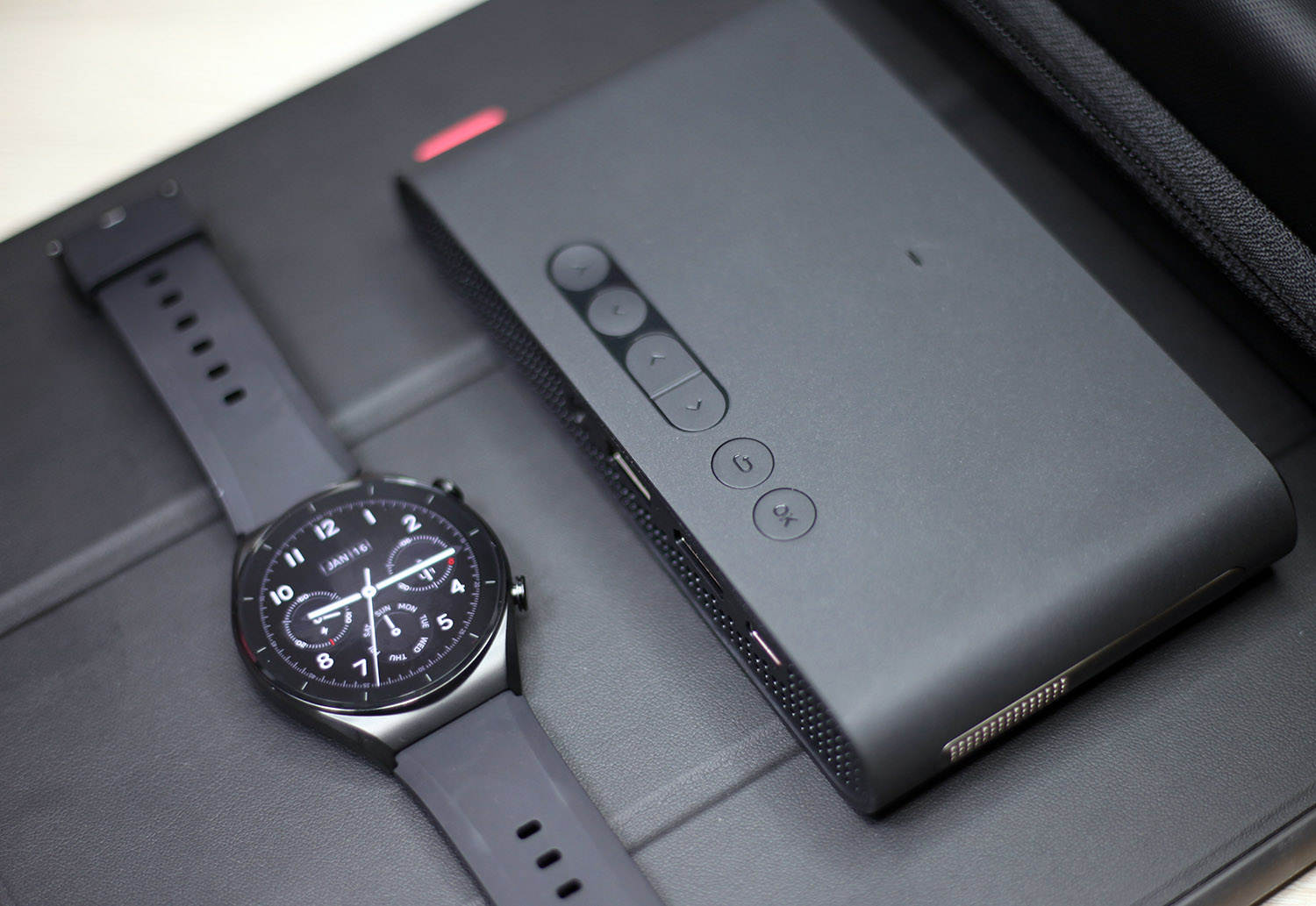 峰米X1激光投影仪测评,峰米p1投影仪