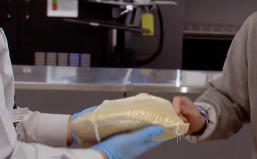 中国留学生携带小米、牛肉干等过关澳洲，遭罚数百刀