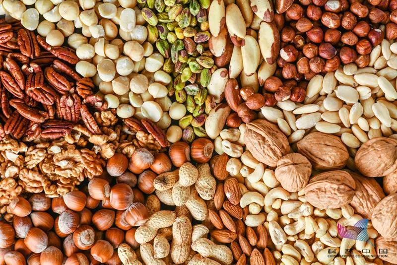 这种坚果，吃一粒肝脏排毒40天？你家也有，备年货前赶紧看看…