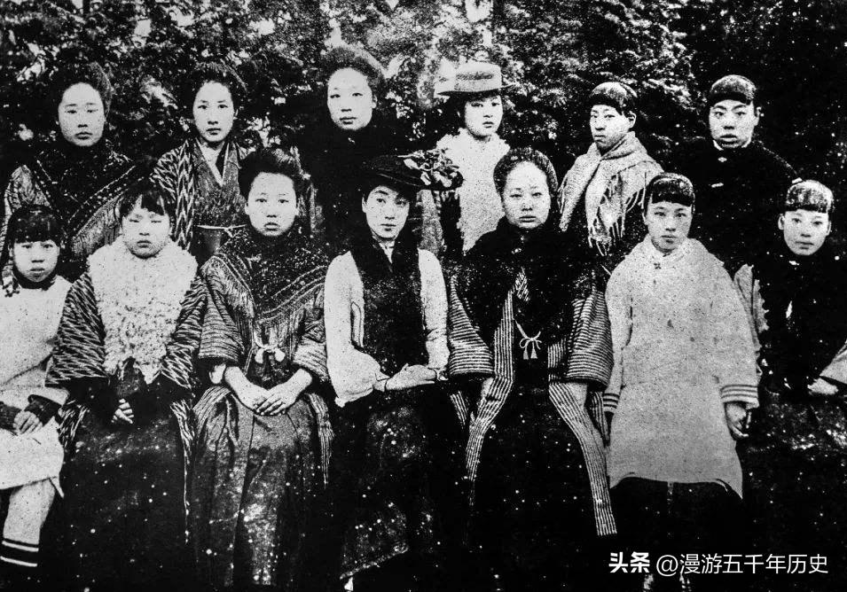 中国近代十大女伟人，每一位都是革命先烈，其中两位是正国级！