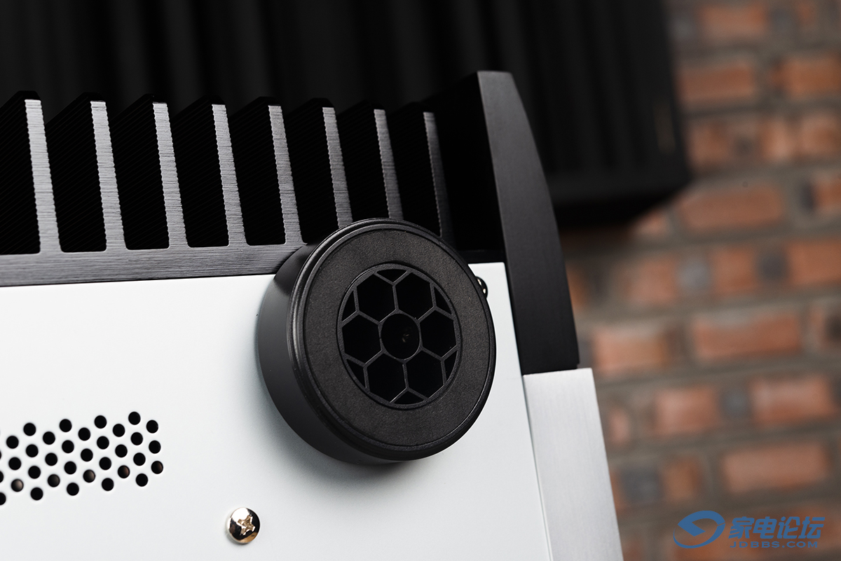 天逸ad99d功放和天逸at2300pro区别,天逸功放ad99d深度评测