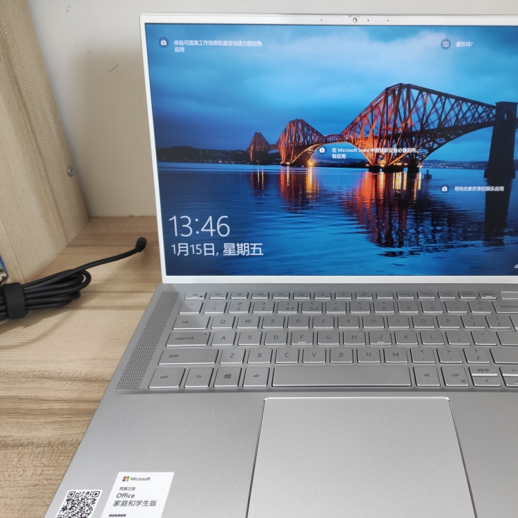 戴尔灵越7400斩蓝,戴尔灵越14-7400评测14.5英寸