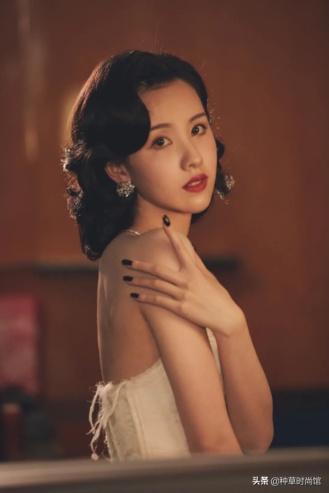 脸宽是不是没救了,长脸没福气对吗