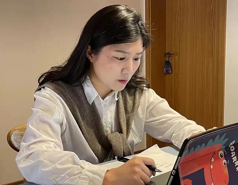 同心抗疫筑牢防线 (同心抗疫守住防线)