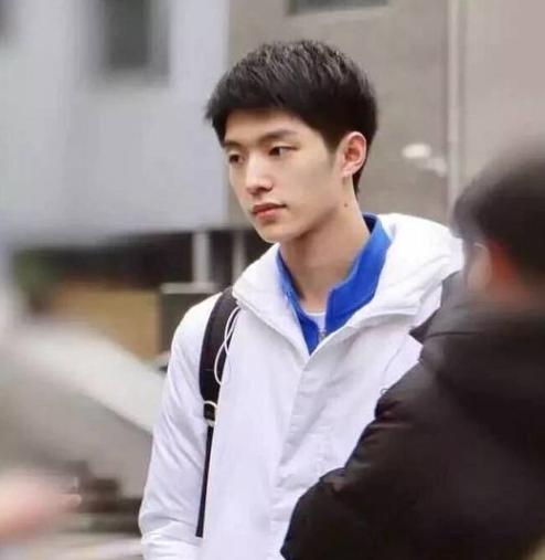 颜值最高的男大学生,上海男大学生颜值