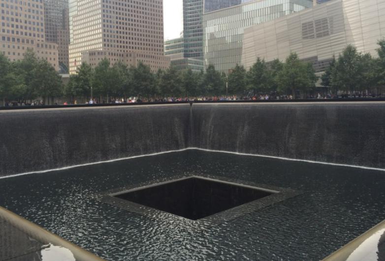 纽约911纪念广场设计,911遗址新建大楼