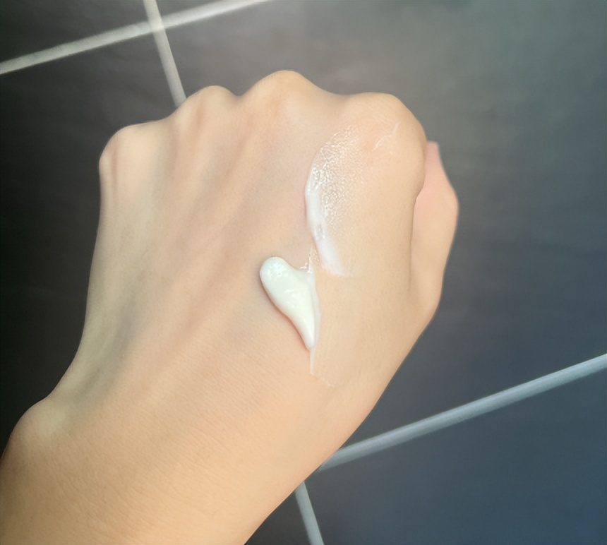 冻干粉淡斑修复妊娠纹,淡纹妊娠精华测评