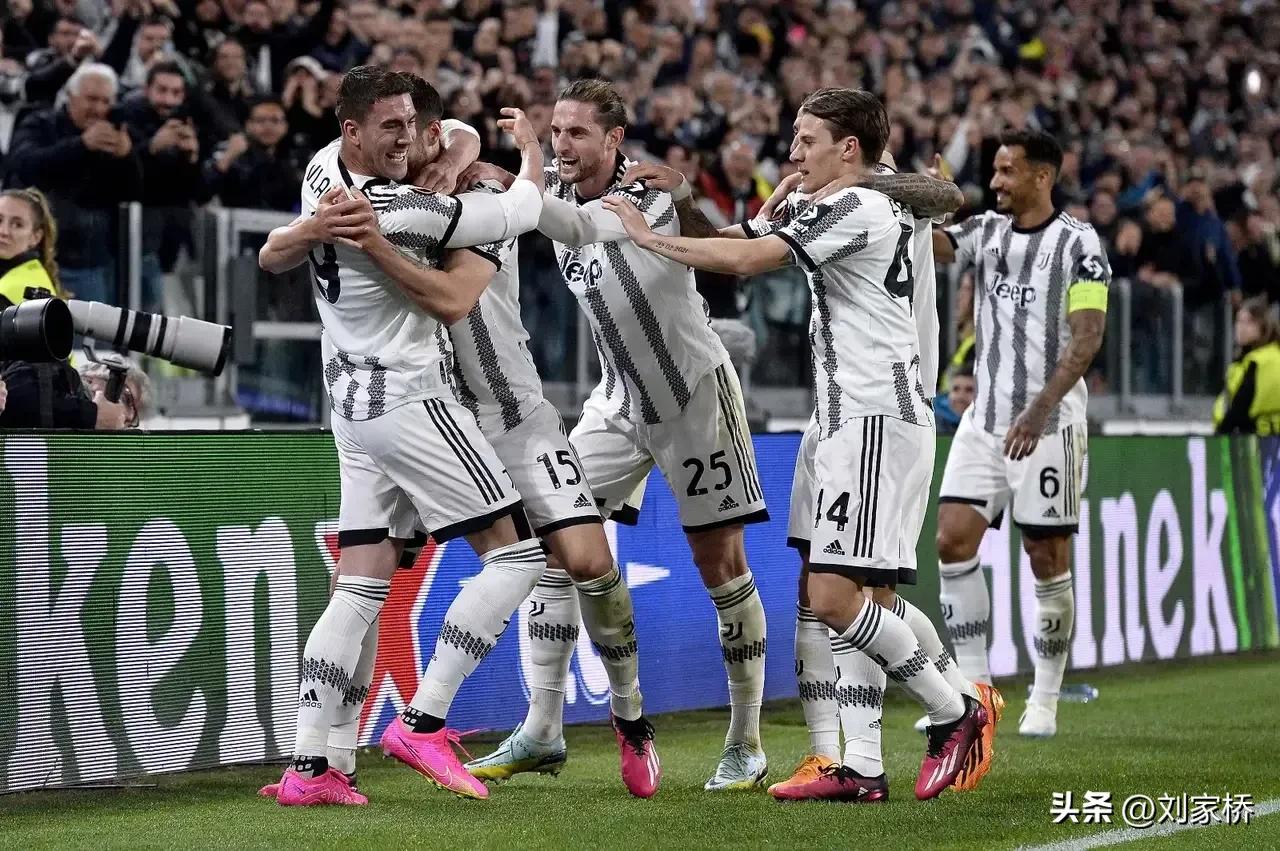 齐达内穆里尼奥安切洛蒂阿莱格里,穆里尼奥丑陋的摆大巴足球战术