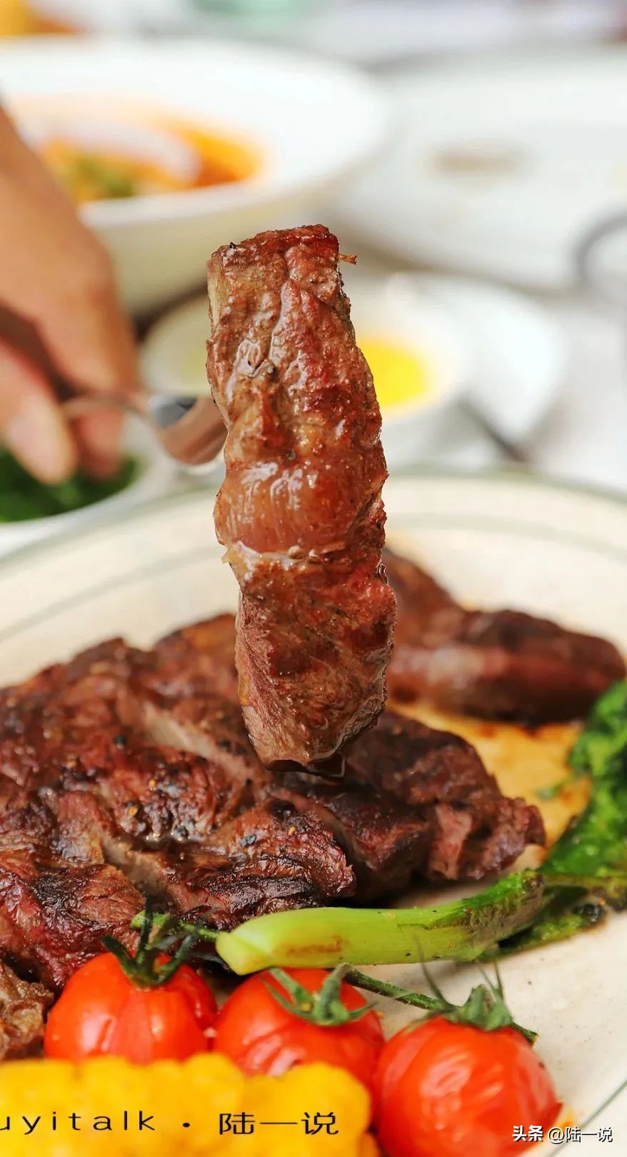 花3500元到牛排馆刷菜单,澳洲、美洲、欧洲,龙虾,蛏王,和牛