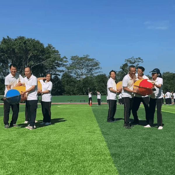 广东学校开幕式震撼全场,广东这所学校超硬核