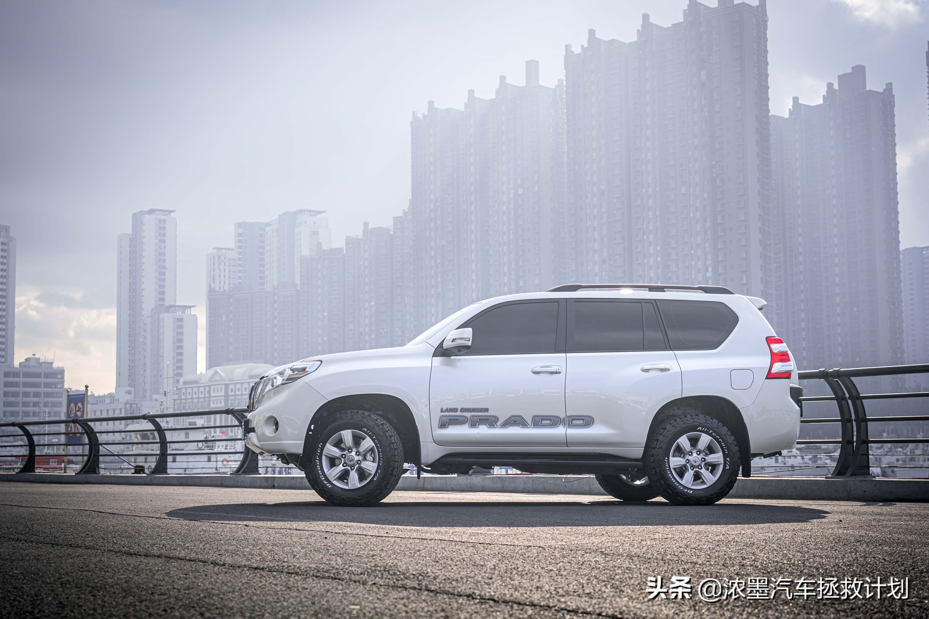 硬汉焕颜丰田普拉多续写越野传奇,修复翻新09年的丰田普拉多