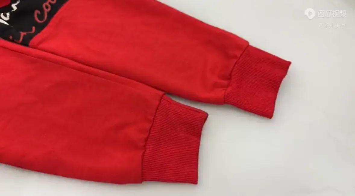衣服袖子长了原来不用剪,学会这招,轻松改短无痕迹,方法真实用