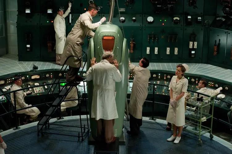 美国队长以凡人之躯比肩神明,美国队长怎么成英雄的