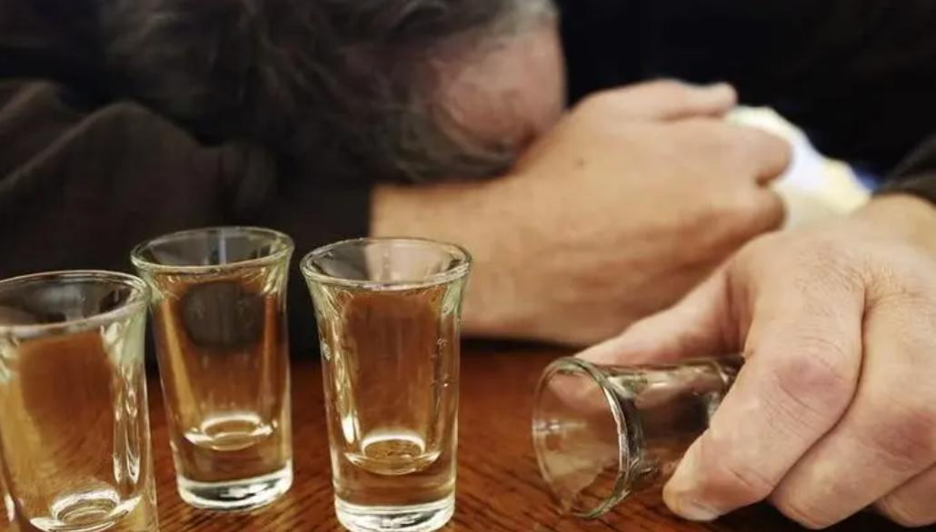 喉癌致病的原因,喉癌的高发人群主要有哪些