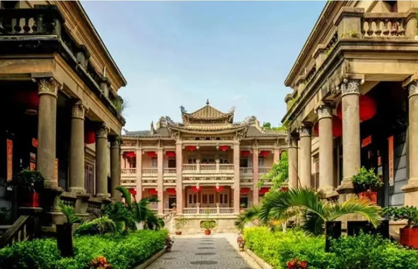 暑假我们来到了中国闻名的鼓浪屿,鼓浪屿暑假免费游玩攻略