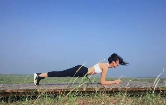 平板支撑一招搞定,各种明星平板支撑视频