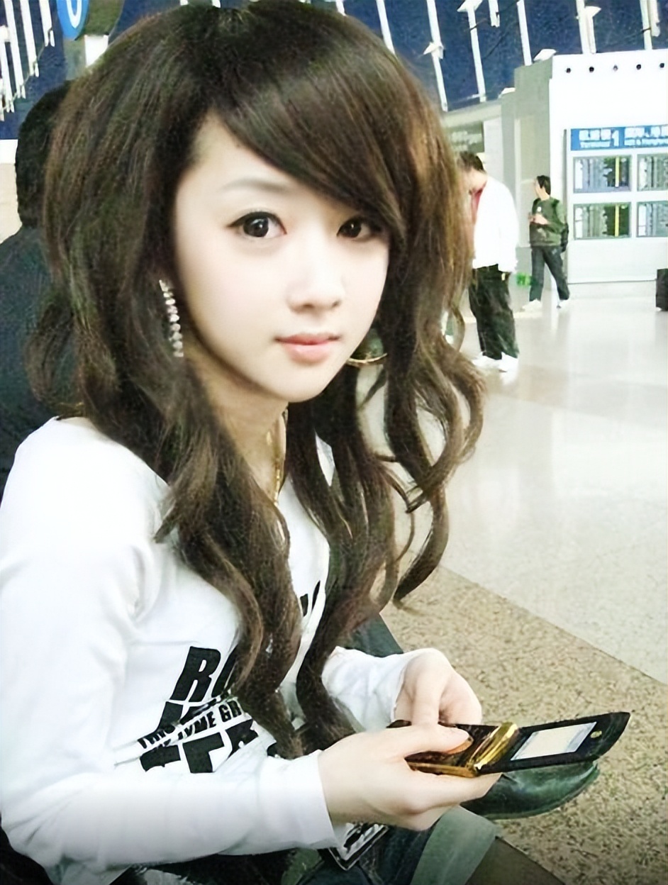 网红鼻祖程琳是怎么火的,程琳网红鼻祖以前qq空间的照片