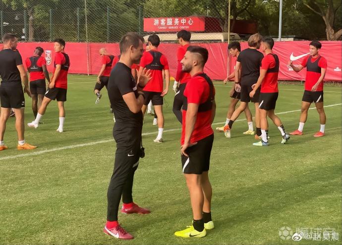 哥俩好最新信息,上海海港队官宣武磊加盟