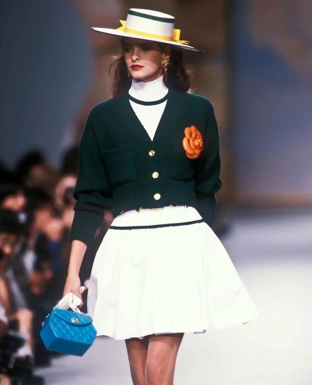 戴帽子女士好看时尚,戴帽子气质女人